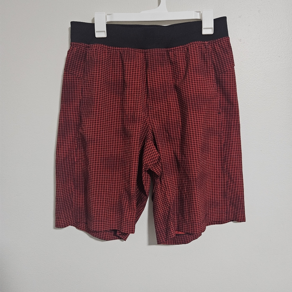 Lululemon Men's Shorts Large